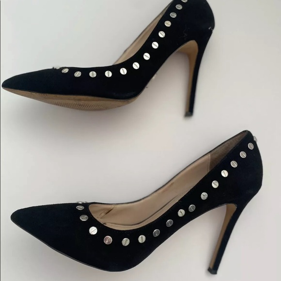*Victoria Secret Suede Pointed Toe Heels Size: 7 - Picture 3 of 6